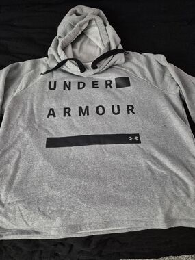 Under Armour Heather Gray Pullover Hoodie with Black Logo